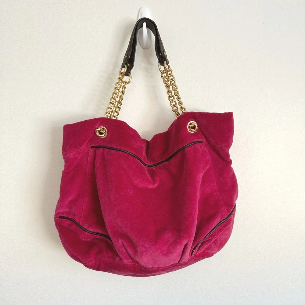 VTG Juicy Couture Pink/Gold Velour Daydreamer Shoulder Bag Y2K 2010 Crest Charm